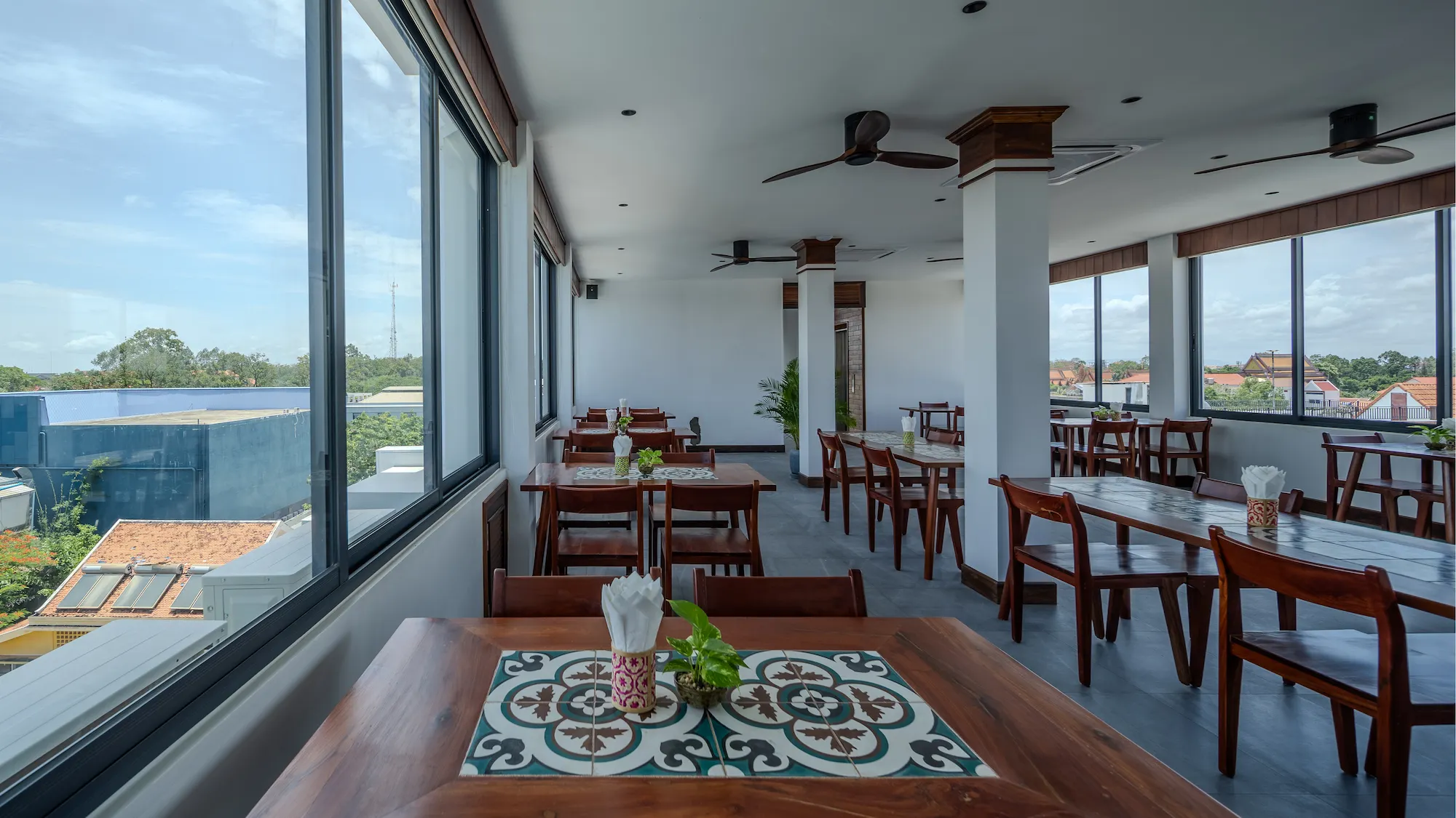 Dining 1